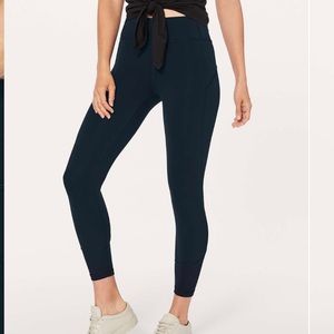Lululemon In Movement 7/8 Tight size 6